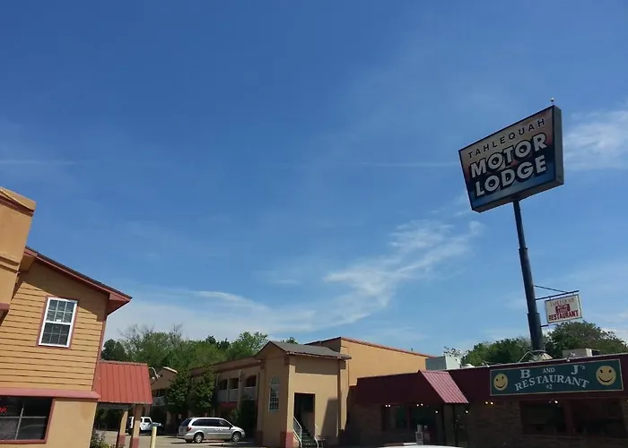 Tahlequah Motor Lodge